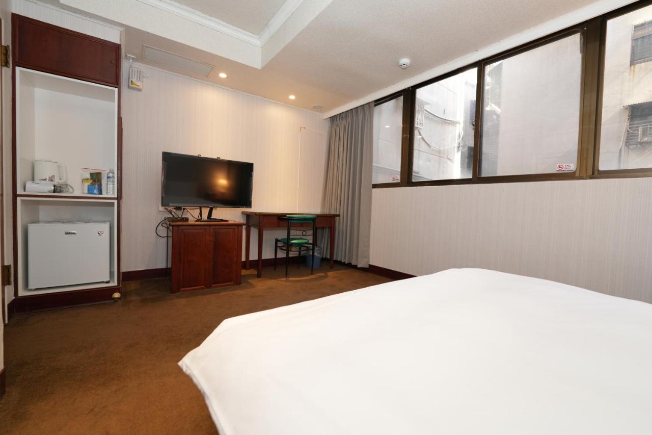 טאיפיי Meworld Hotel - Sanchong מראה חיצוני תמונה